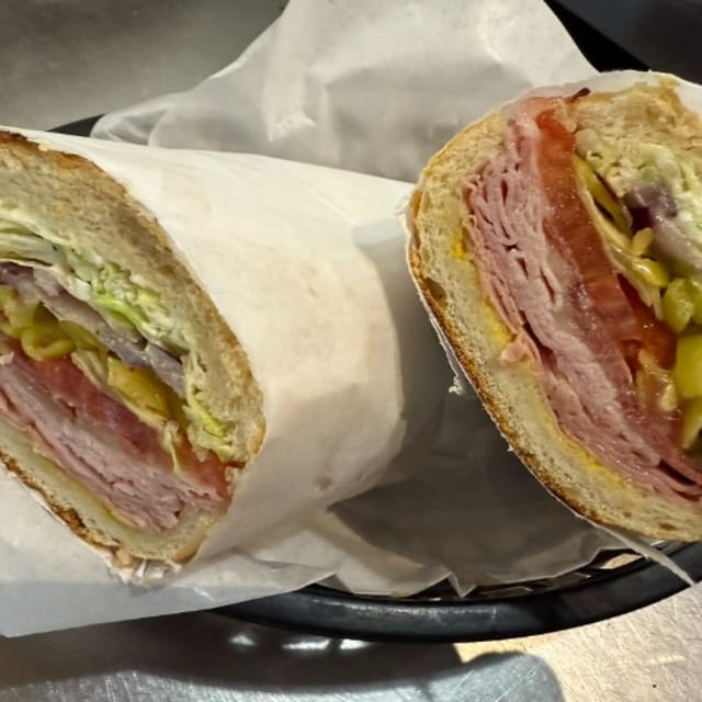 Twin Peaks Sandwich.
